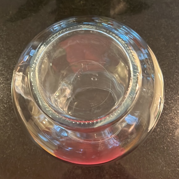 Glass Round Pitcher - Picture 7 of 8